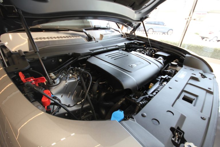 Land Rover Red Triangle Problems Land Rover Starting issues: The Trouble Shooting Guide - Shires Garage ...
